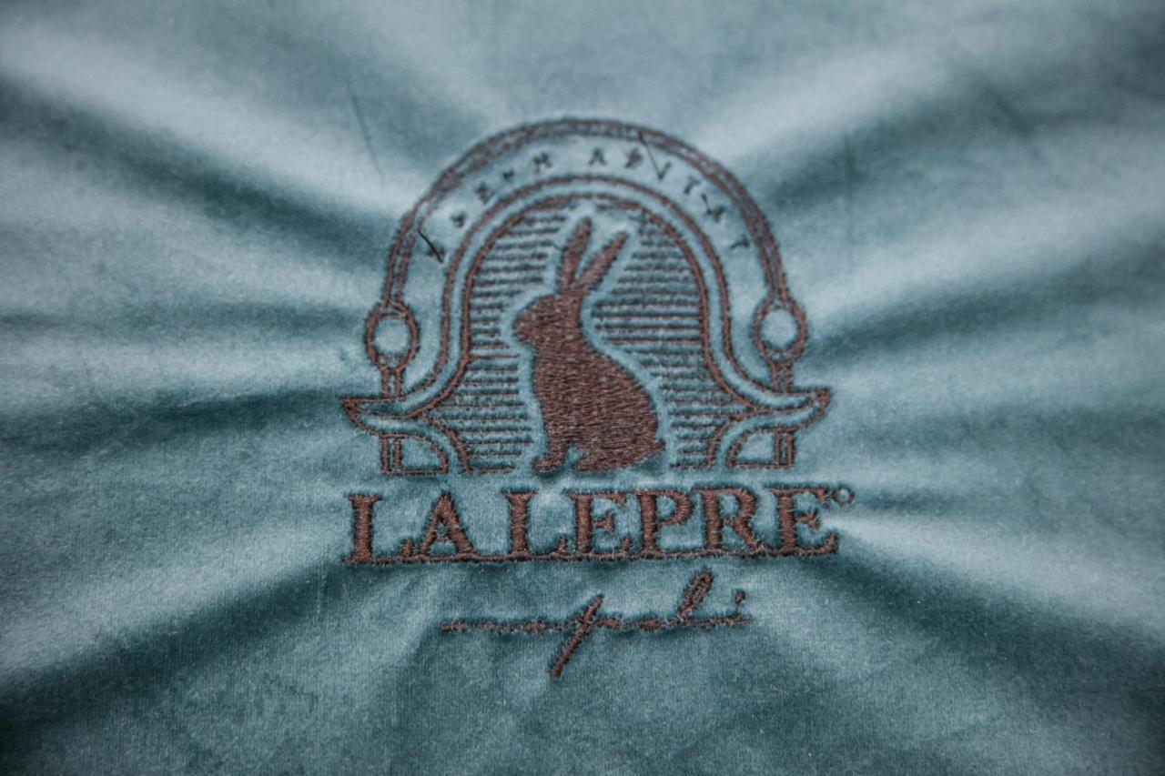 La Lepre Napoli Bed and Breakfast Exteriör bild